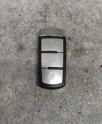 Volkswagen PASSAT B6 Ignition key/card 