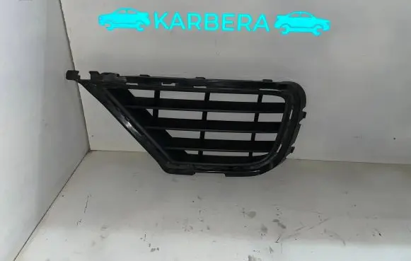Volkswagen Touareg II Front bumper lower grill 7P6853665B