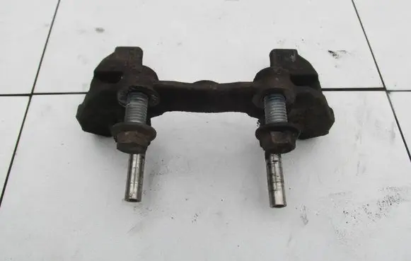 Ford Transit Front Brake Caliper Pad/Carrier JARZMO