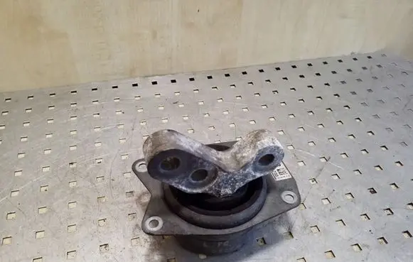 Opel Insignia A Gearbox mount 13227730