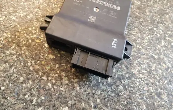 Audi A6 S6 C6 4F Comfort/convenience module 4L0907468B