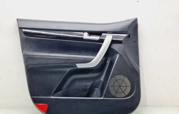KIA Sorento Front door card panel trim 823102P000