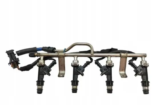 Opel Astra H Fuel main line pipe 