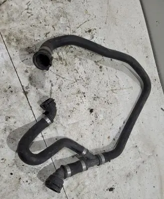 BMW 4 F32 F33 Engine coolant pipe/hose 6421930724301 930724301