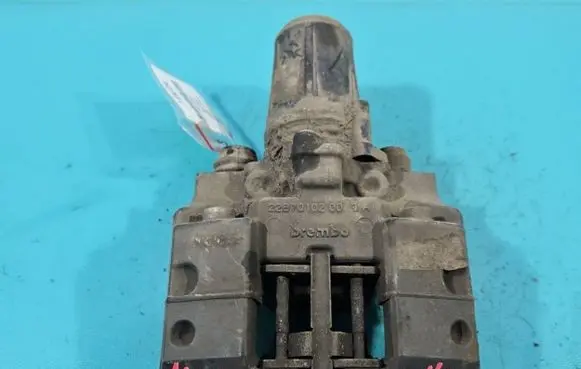 Tesla Model S Rear brake caliper 22B7010200 IMPRK1414014