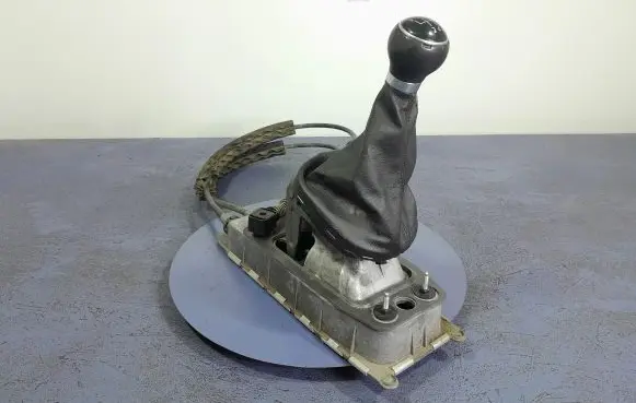Volkswagen Cross Touran I Gear shift rod 1K0711061B
