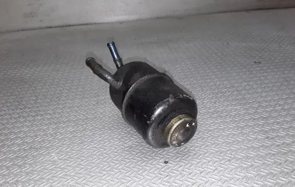 Power steering fluid tank/reservoir