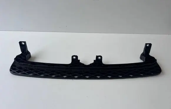 Volkswagen PASSAT B7 Front bumper mounting bracket 3AA807571
