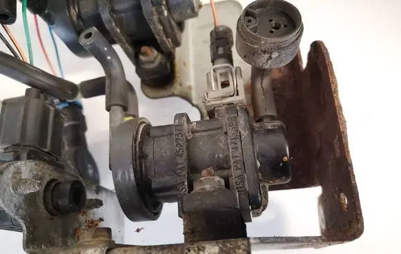 Opel Frontera B Turbo solenoid valve 09128022