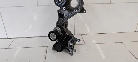 Audi A5 8T 8F Generator/alternator bracket 03L903143H