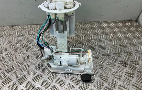 Lexus UX In-tank fuel pump 7702076040