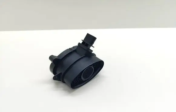BMW 5 E60 E61 Mass air flow meter 7788744 77887440 13627788744
