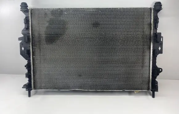 Ford Kuga I Coolant radiator 8V418C342AC M135707B