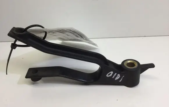 Opel Astra H Radiator mount bracket 13162131