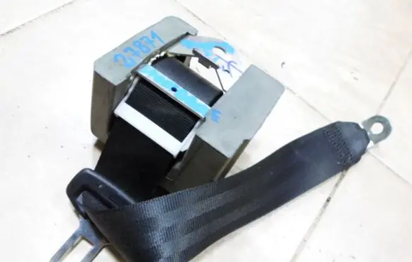 Audi A3 S3 A3 Sportback 8P Rear seatbelt 8P3857805B
