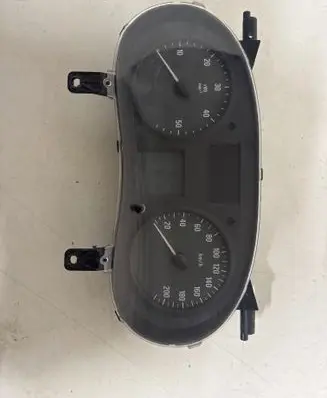 Opel Vivaro Speedometer (instrument cluster) P8200283199 8200283199 8200283199D