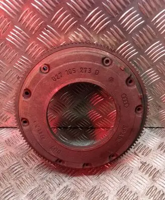 Volkswagen Polo III 6N 6N2 6NF Flywheel 027105273D