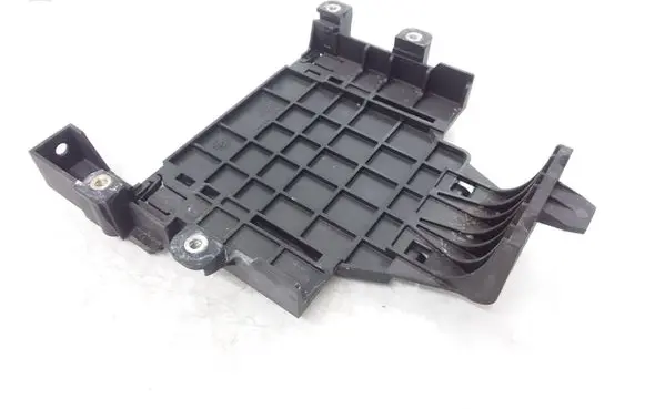 Volvo V70 Other engine bay part 30729921 6G9N12A692CC