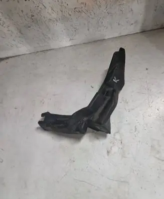 Fender end trim