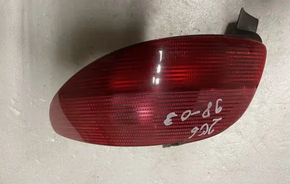 Peugeot 206 Rear/tail lights