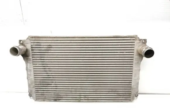 Toyota Avensis T250 Intercooler radiator