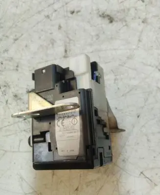 Toyota Corolla Verso E121 Ignition lock 626399-000