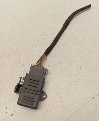 Volkswagen Transporter - Caravelle T5 Seat heating relay 1Z0959772B
