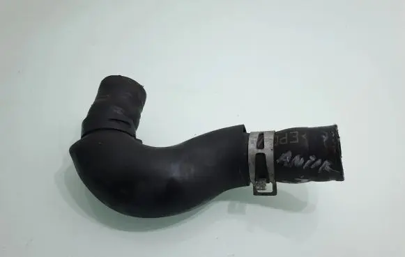 Mazda 6 Engine coolant pipe/hose