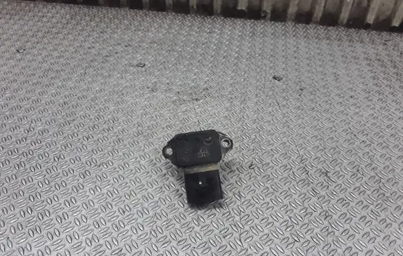 Volkswagen Golf IV Air pressure sensor 036906051
