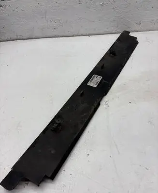 BMW 3 F30 F35 F31 Radiator trim 7600543 15272311 CE124