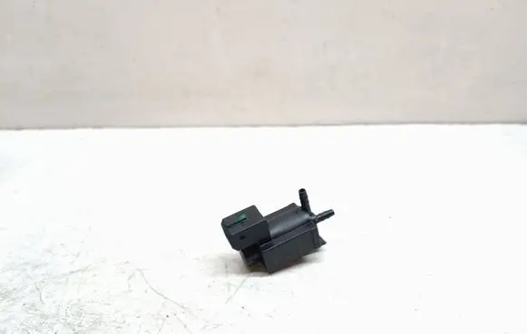 BMW 5 F10 F11 Vacuum valve 7810831