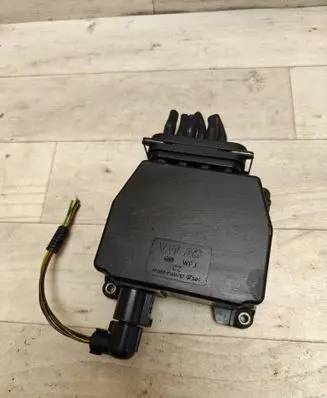 Volkswagen Touran I Turbo solenoid valve 3C0906625