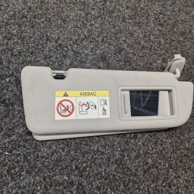 Volkswagen Touareg III Sun visor 760857552R