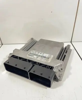 Mercedes-Benz E W211 Engine control unit/module A6471530579 1039S00432 0281011072