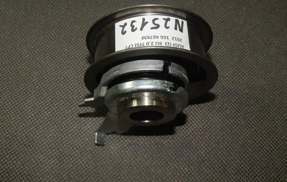 Audi Q3 8U Timing belt/chain tensioner 04E109479A