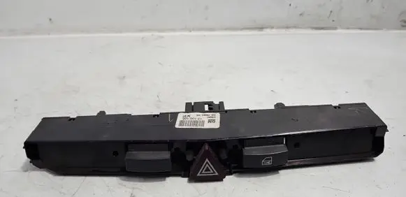 Opel Astra H Hazard light switch 13100105 03758075