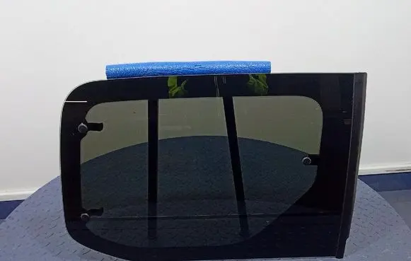 Peugeot Partner Rear door window glass 