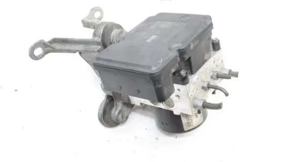 Mercedes-Benz C W204 ABS Pump A1729014100 10092623673