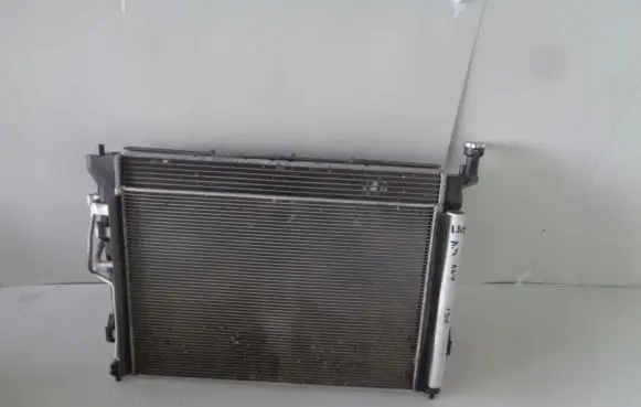 Hyundai i30 Radiator set 25446841847
