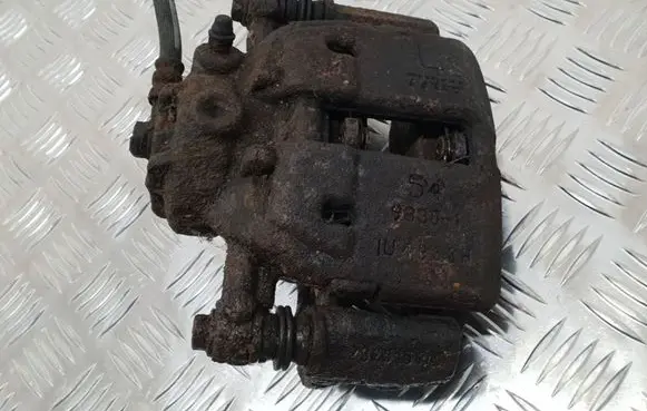 Mitsubishi Colt Front brake caliper 2325154