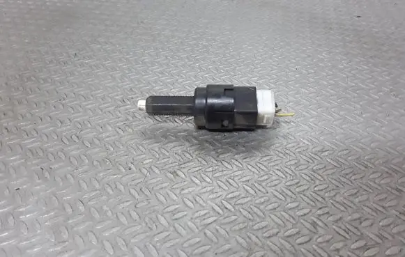 Honda CR-V Brake pedal sensor switch