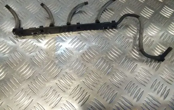 Fuel return line/hose