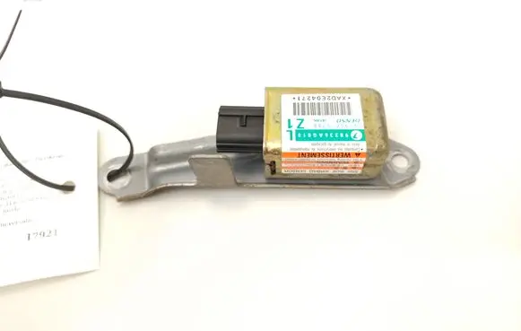 Subaru Legacy Airbag deployment crash/impact sensor 98236AG010 1879000700