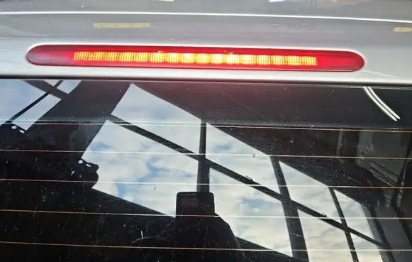 Volkswagen Touran I Third/center stoplight 1T0945097 IMPRK1532795