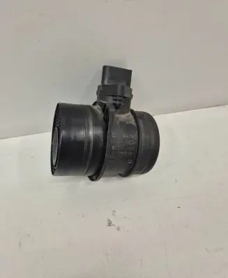 Skoda Octavia Mk2 (1Z) Mass air flow meter 074906461B 0281002461