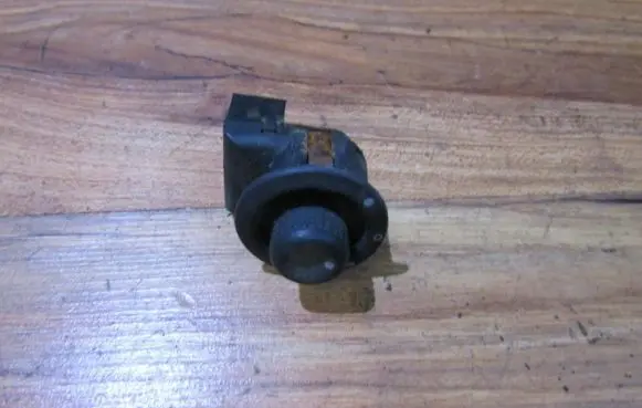 Renault Megane I Wing mirror switch 7700841240D