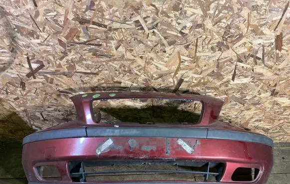 Volvo V70 Front bumper 09484239