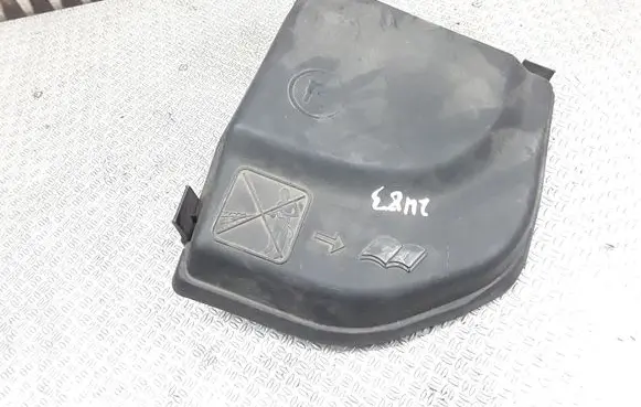 Peugeot 308 Fuse box cover 9658418180
