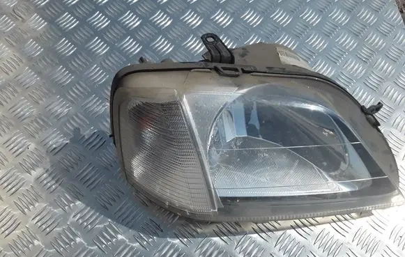 Dacia Logan I Headlight/headlamp 8200211006