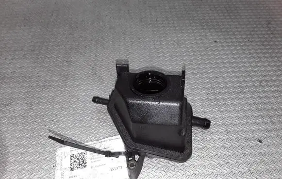 Audi A3 S3 8L Power steering fluid tank/reservoir 1J0422371B